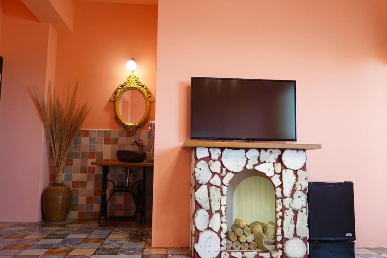 Provence Homestay Маґун Екстер'єр фото